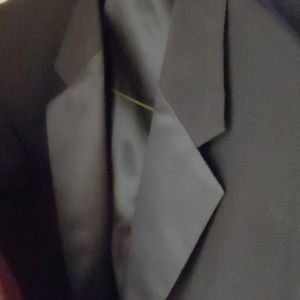 Formal Fashions Tuxedo